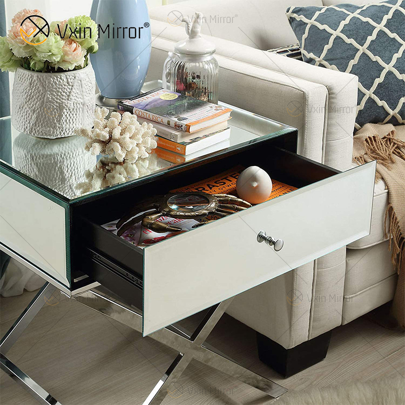 Vanity Modern WXF-046 أثاث من الفولاذ المقاوم للصدأ الفضي منضدة كريستالية مع درج واحد منضدة بجانب السرير
