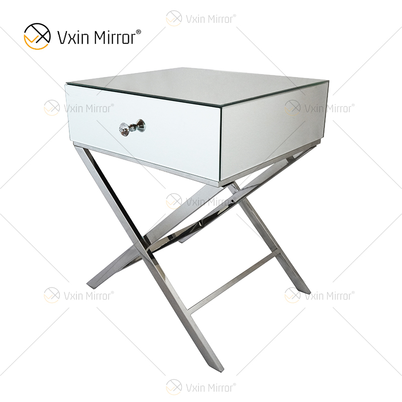 Vanity Modern WXF-046 أثاث من الفولاذ المقاوم للصدأ الفضي منضدة كريستالية مع درج واحد منضدة بجانب السرير