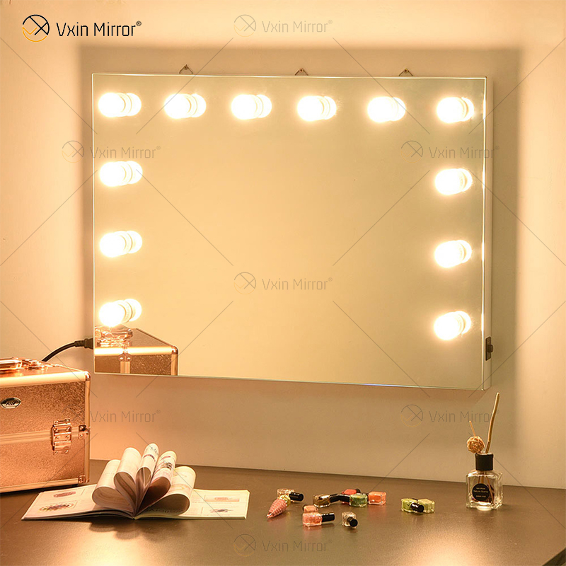 أنماط الملابس الفينيسية VXin WXDL-107 التحكم بمفتاح مرآة هوليوود الفضي اللامع مع لمبات 3 ألوان