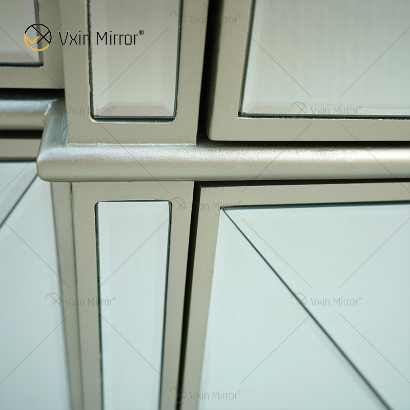 الفاخرة WXF-027 الشمبانيا الفضية ديكور المنزل خزانة خزانة مع أدراج المعطي