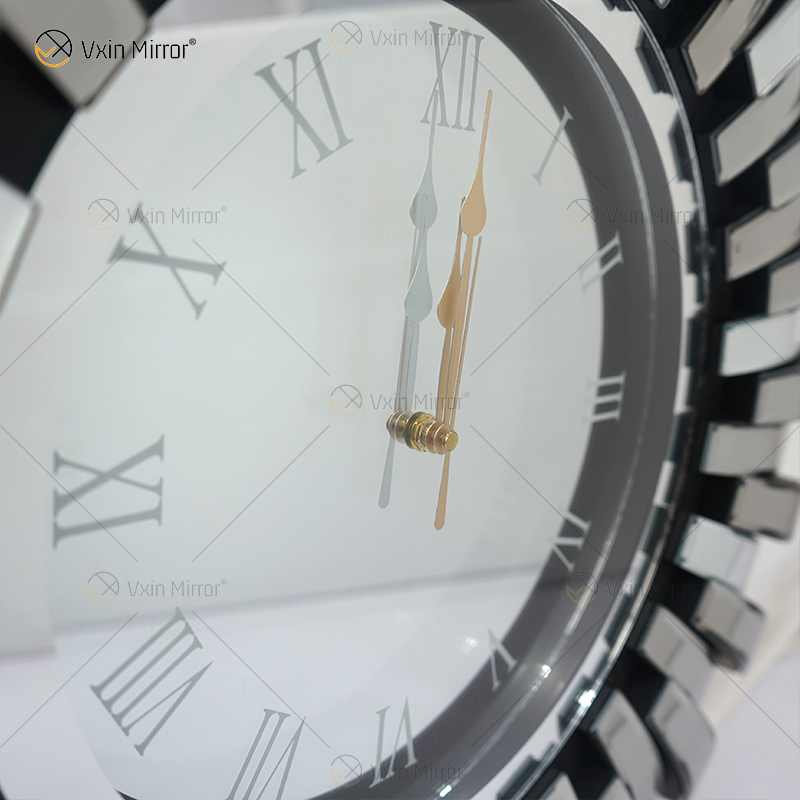 ساعة معكوسة WXMC-084 منحنية زجاجية فضية ديكور حائط ثلاثية الأبعاد على مدار الساعة