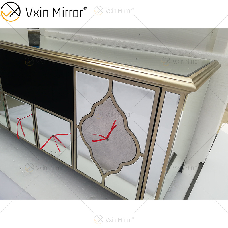 أثاث برلين المزخرف WXF-680 Anti Champagne Gold TV Stands Cabinet مع درجين وأبواب