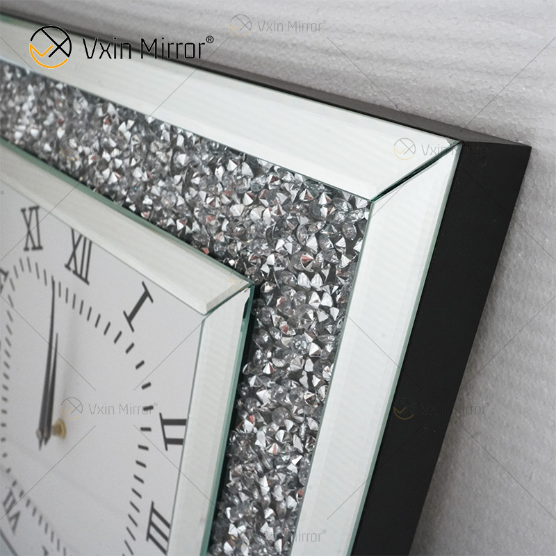 ساعة معكوسة WXMC-011 ساعة فضية زخرفية مع ماس مكسر