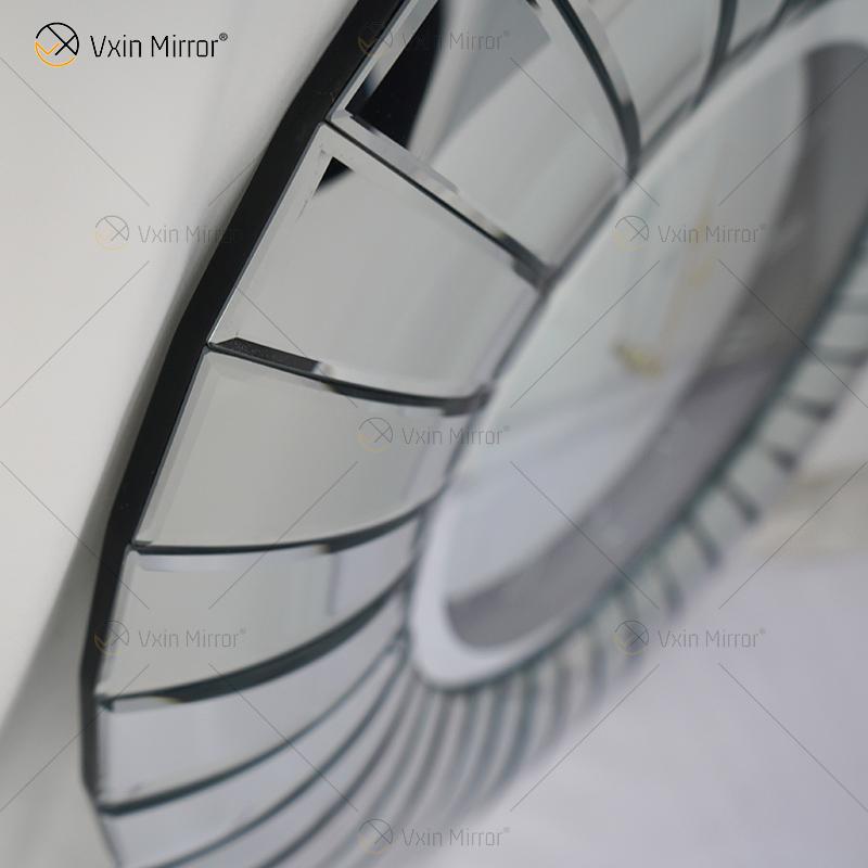 ساعة معكوسة WXMC-087 فضية منحنية لتزيين الحائط ثلاثية الأبعاد ساعة كريستال مستديرة أنيقة