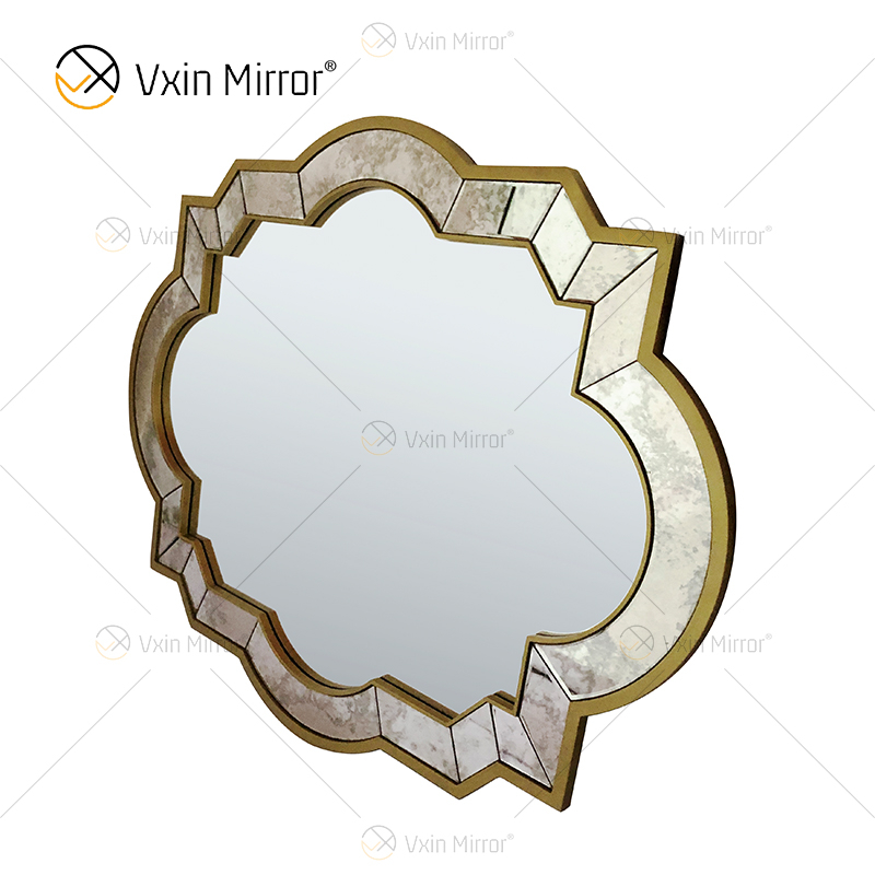 مرآة حائط فاخرة ذهبية اللون من Vxin WXM-1139