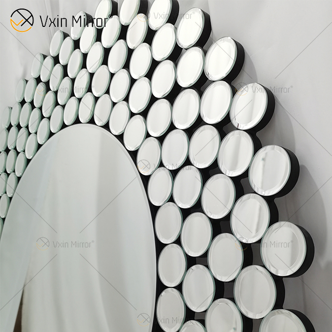 بساطة حديثة فضية مستديرة WXM-2239 شكل هندسي بالحجم الكامل مرآة زجاجية للحائط المزخرف