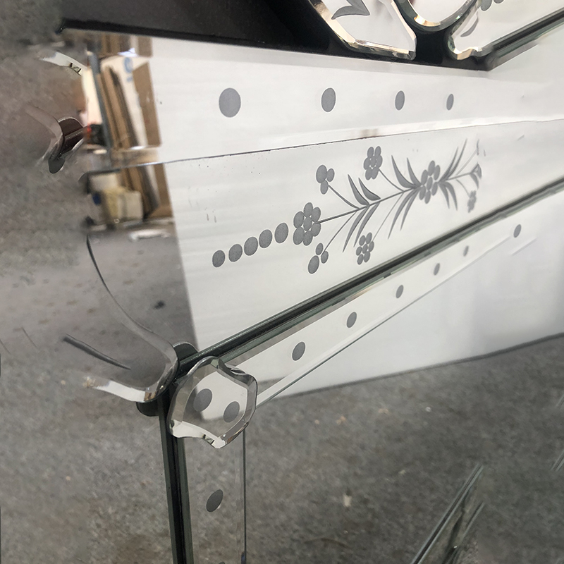 الجملة WXVM-047 مرايا التصميم الفينيسية الحديثة الجدار مستطيل الفضة مرآة الحائط