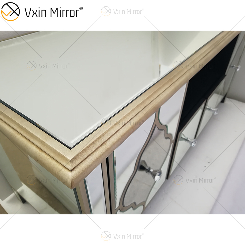 أثاث برلين المزخرف WXF-680 Anti Champagne Gold TV Stands Cabinet مع درجين وأبواب