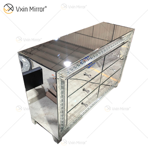 حار بيع تصميم جديد WXF-2139 LED مثمنة أزياء بسيطة ماكياج مرآة مجلس الوزراء مباراة LED