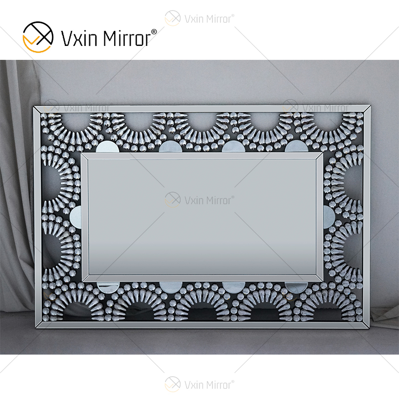 ديكور الحائط WXM-1120 وحدات الحائط التليفزيونية ذات المرآة المصنوعة من الكريستال الفاخر بتصميم عصري