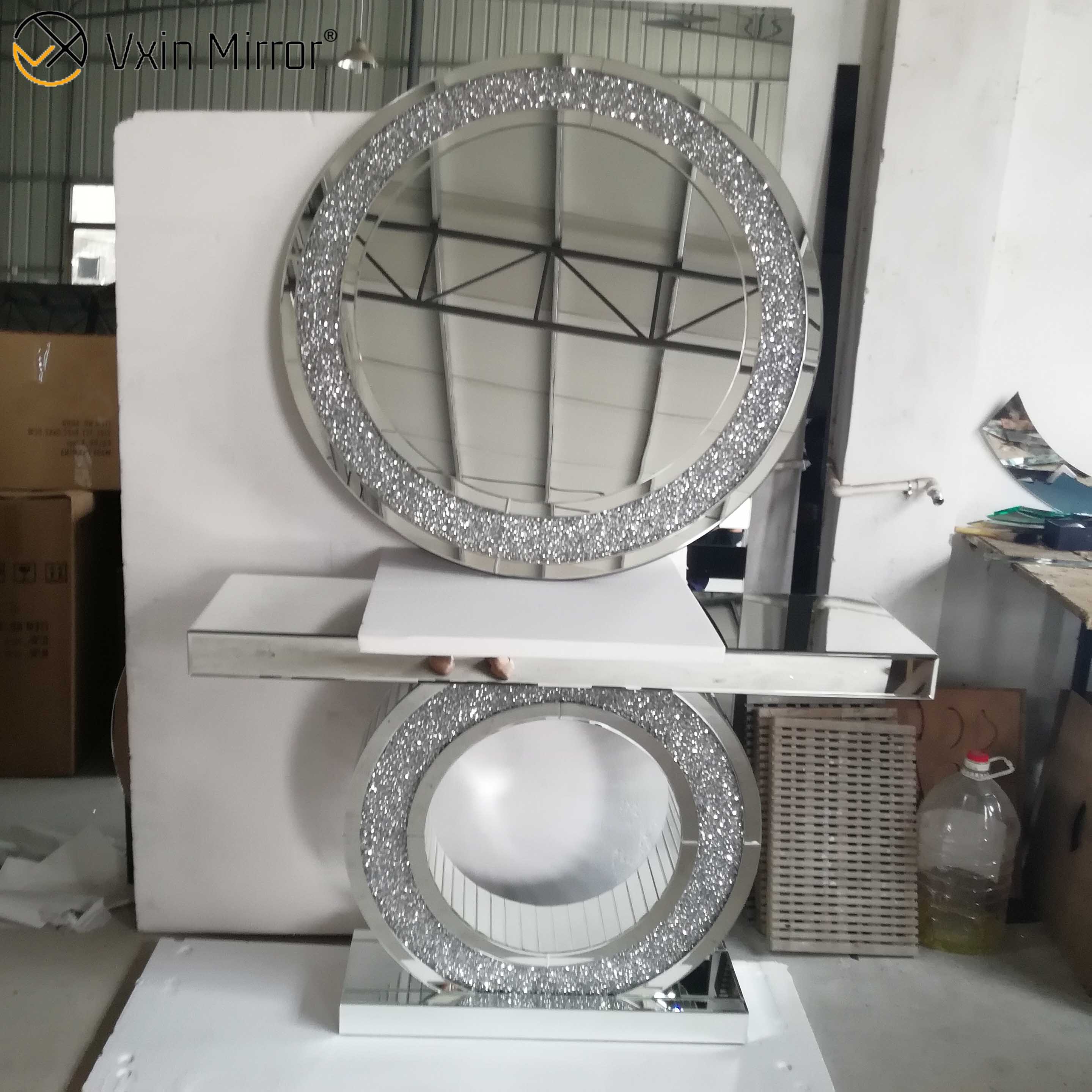 طاولة كونسول خشبية ومرآة من الكريستال الفضي الحديث متعدد الألوان