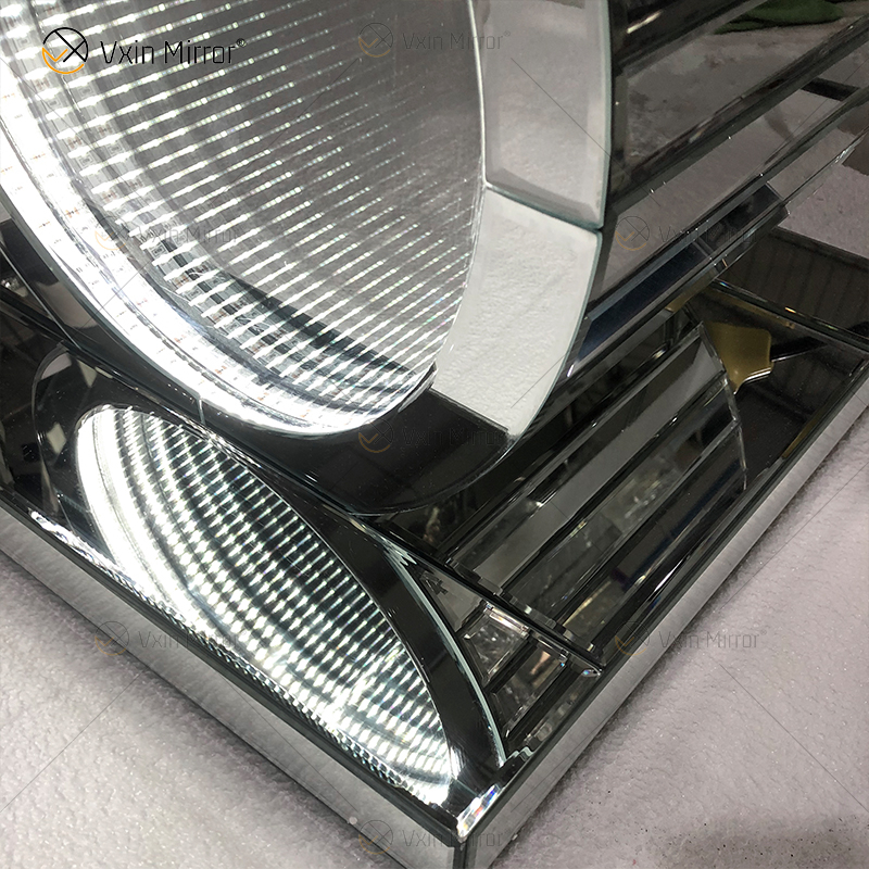 طاولة قهوة فضية LED ثلاثية الأبعاد مضاءة إنفينيتي مرآة نفق متلألئ معكوسة على شكل O طاولة جانبية طاولة WXF-290
