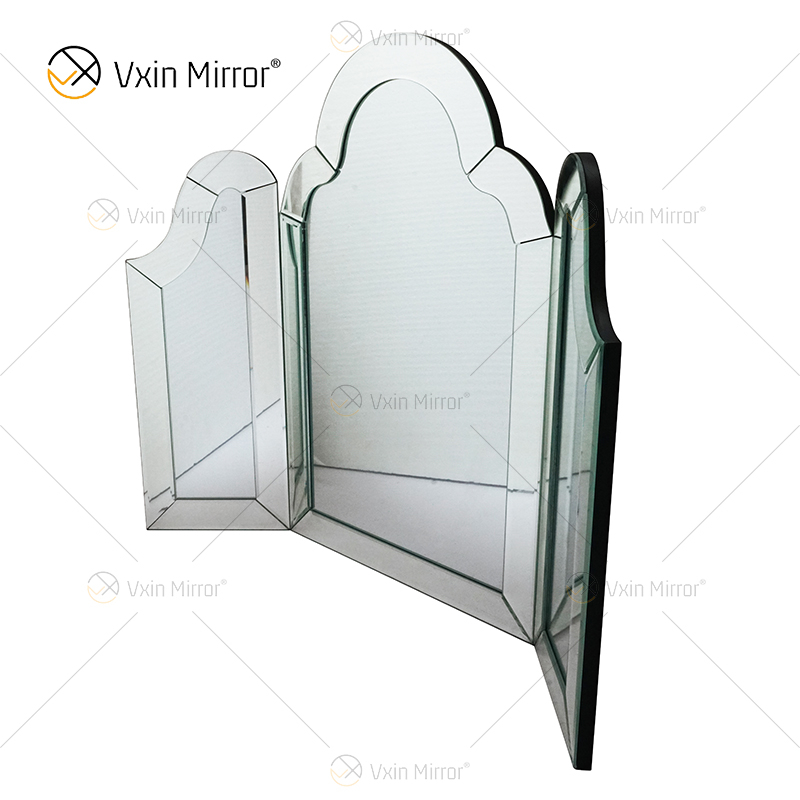 تصميم جديد WXM-1132 زخرفة الجدار الفضي الجدول عمود معكوسة