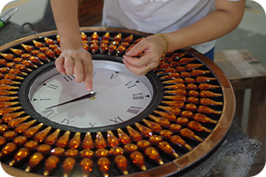 ساعة المرآة